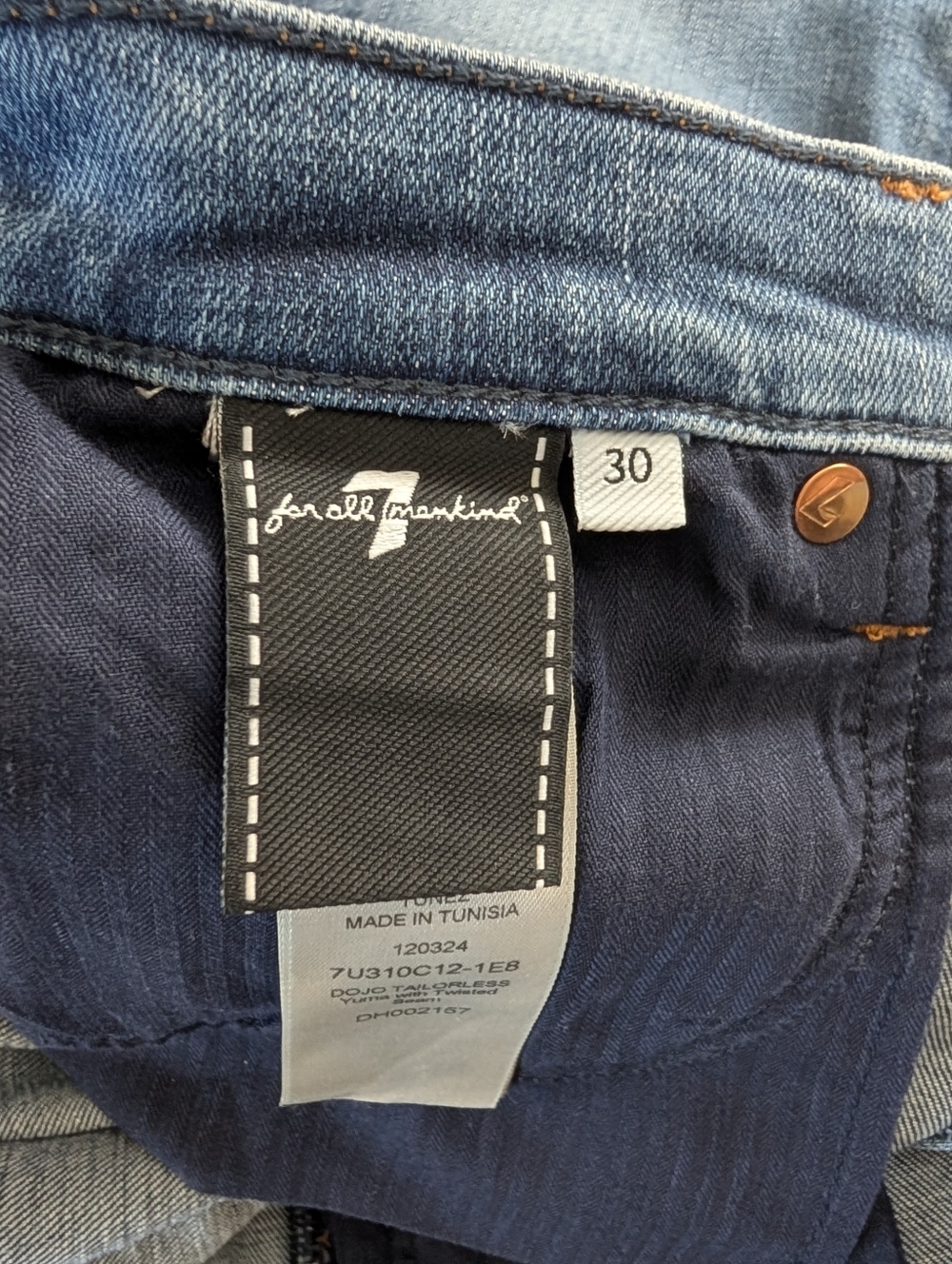 7 For All Mankind Twisted Seam Dojo Jeans Italian Fabric Yuma Blue 10/30 NWT - Picture 14 of 15